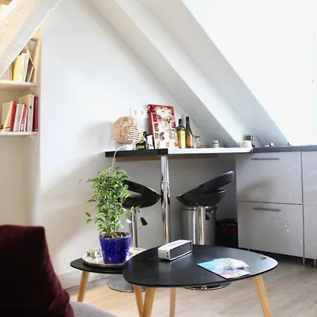 Appartamento Design Studio With Superb View, Well Located Parigi